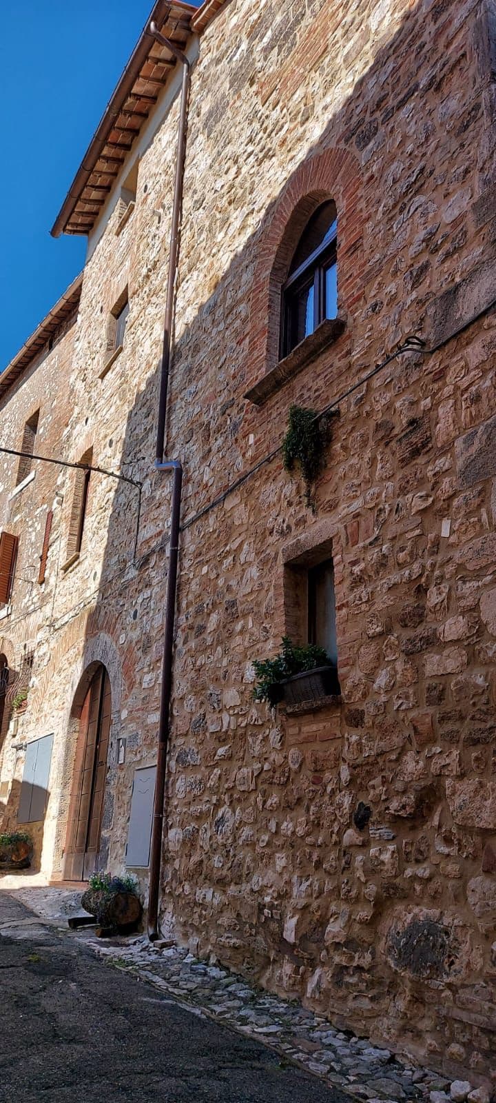 Roscia Stone Apartments